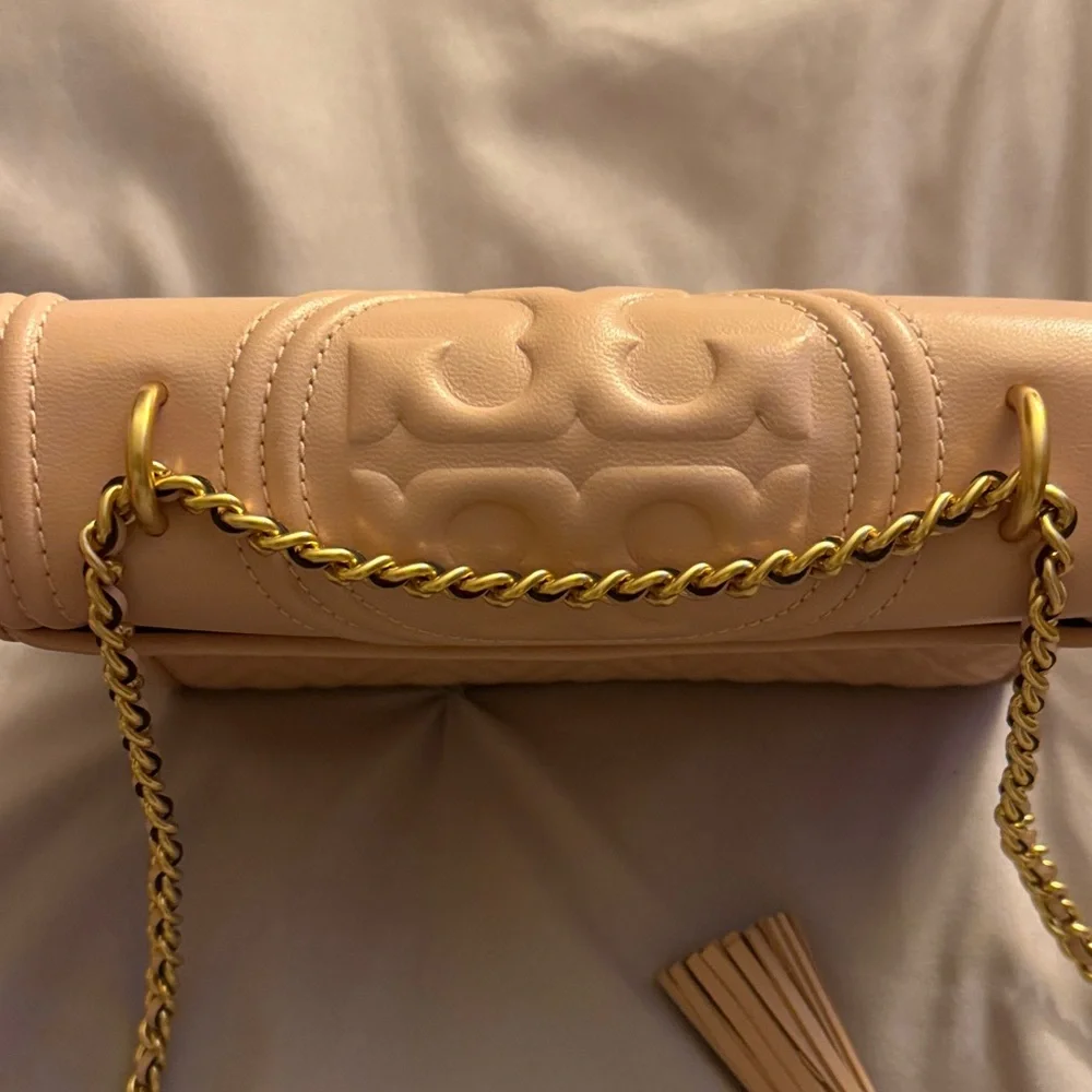 Tory Burch Fleming Convertible Shoulder Bag Shell Pink- USED LIKE NEW. - Picture 4 of 13